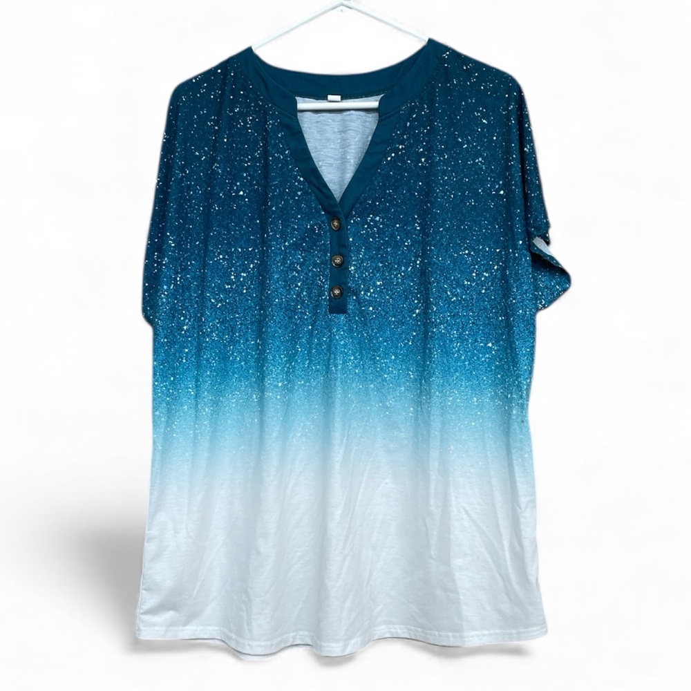 Elegant Teal and White Gradient Women's Top